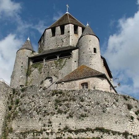 Elegance Provinoise Aux Pieds Des Remparts Classe Provins Kültér fotó